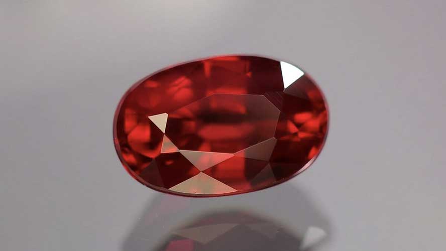 Ruby sau khi mài cắt